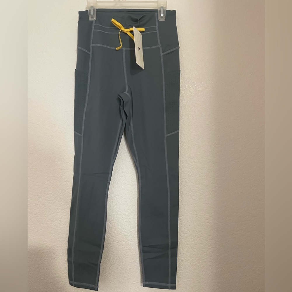 Fabletics Ultra High Waisted Mesh Pocket 7/8 Color: Storm Cloud Multi